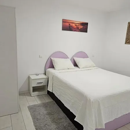 Sab Luxury Appartement Saturn
